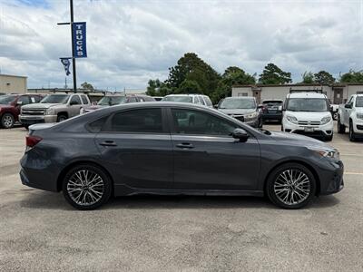 2022 Kia Forte GT-Line - Photo 8 - Houston, TX 77070