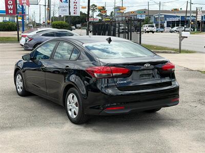 2017 Kia Forte LX Plus - Photo 5 - Houston, TX 77070