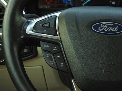 2021 Ford Edge Titanium   - Photo 13 - Houston, TX 77070