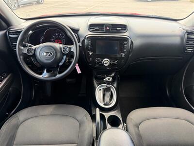 2018 Kia Soul + - Photo 11 - Houston, TX 77070