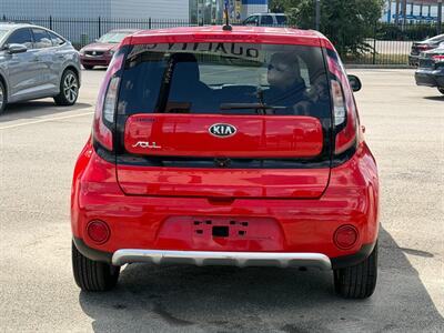 2018 Kia Soul + - Photo 6 - Houston, TX 77070