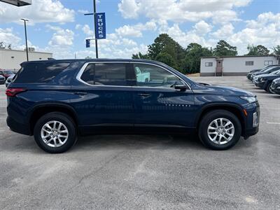 2023 Chevrolet Traverse LS - Photo 8 - Houston, TX 77070