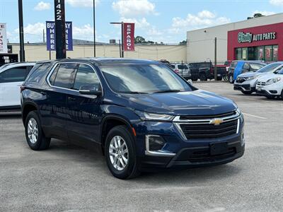 2023 Chevrolet Traverse LS - Photo 9 - Houston, TX 77070