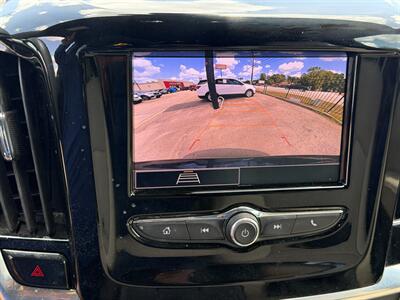 2023 Chevrolet Traverse LS - Photo 17 - Houston, TX 77070