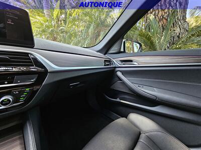 2022 BMW 5 Series 530e   - Photo 48 - Oceanside, CA 92054