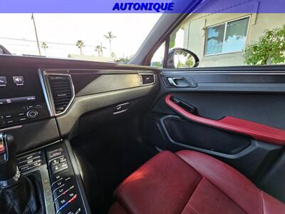 2018 Porsche Macan GTS   - Photo 55 - Oceanside, CA 92054