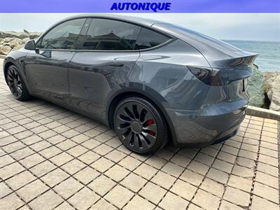 2022 Tesla Model Y Performance   - Photo 5 - Oceanside, CA 92054