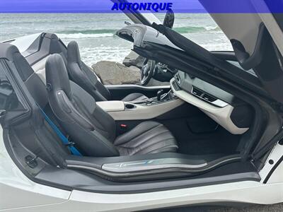 2019 BMW i8 ROADSTER   - Photo 13 - Oceanside, CA 92054