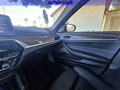 2021 BMW 530e   - Photo 52 - Oceanside, CA 92054