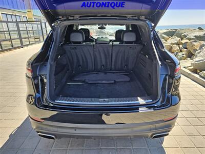 2019 Porsche Cayenne   - Photo 9 - Oceanside, CA 92054