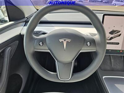 2023 Tesla Model Y Long Range   - Photo 19 - Oceanside, CA 92054