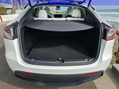 2023 Tesla Model Y Long Range   - Photo 6 - Oceanside, CA 92054