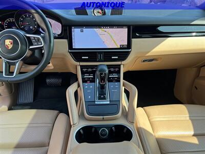 2021 Porsche Cayenne   - Photo 23 - Oceanside, CA 92054