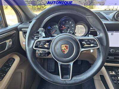 2020 Porsche Macan   - Photo 17 - Oceanside, CA 92054