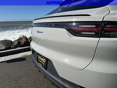 2020 Porsche Cayenne E-Hybrid Coupe   - Photo 12 - Oceanside, CA 92054