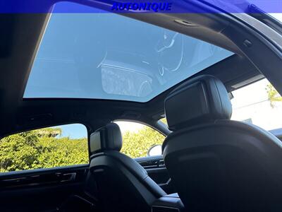 2020 Porsche Cayenne E-Hybrid Coupe   - Photo 46 - Oceanside, CA 92054