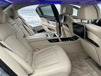 2020 BMW 750i xDrive   - Photo 19 - Oceanside, CA 92054