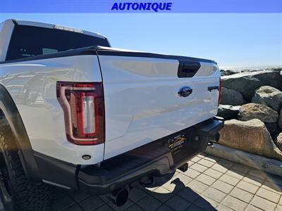 2019 Ford F-150 Raptor 4X4   - Photo 6 - Oceanside, CA 92054