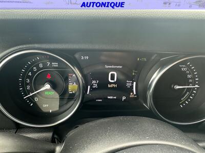 2023 Jeep Wrangler Sahara 4xe   - Photo 25 - Oceanside, CA 92054