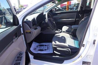 2017 Hyundai ELANTRA SE   - Photo 4 - Reno, Nv, NV 89502