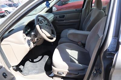 2005 Ford Taurus SEL - Photo 2 - Reno, Nv, NV 89502