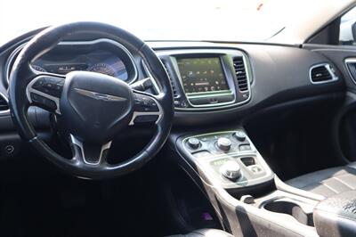 2017 Chrysler 200 Series Limited   - Photo 2 - Reno, Nv, NV 89502