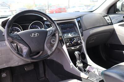 2012 Hyundai SONATA SE 2.0T - Photo 2 - Reno, Nv, NV 89502