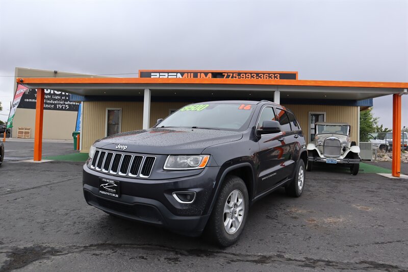 2016 Jeep Grand Cherokee Laredo E 4WD's photo