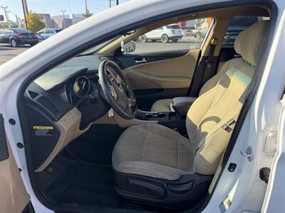 2012 Hyundai SONATA GLS - Photo 4 - Reno, Nv, NV 89502