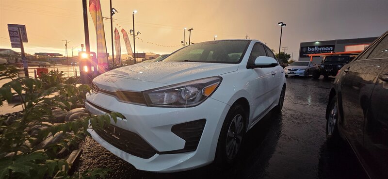 2022 Kia Rio LX  