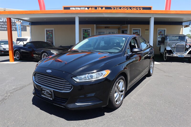 2016 Ford Fusion SE FWD's photo
