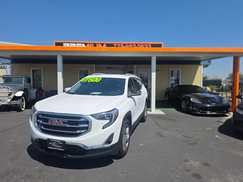 2021 GMC Terrain SLT  