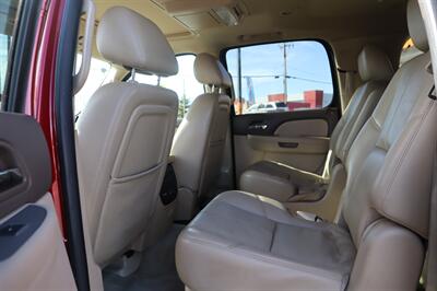 2014 Chevrolet Suburban LT - Photo 5 - Reno, Nv, NV 89502