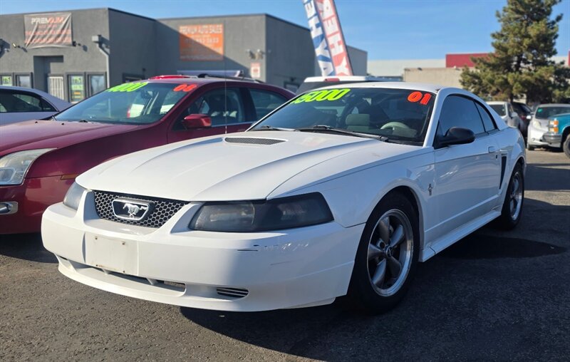 2001 Ford Mustang