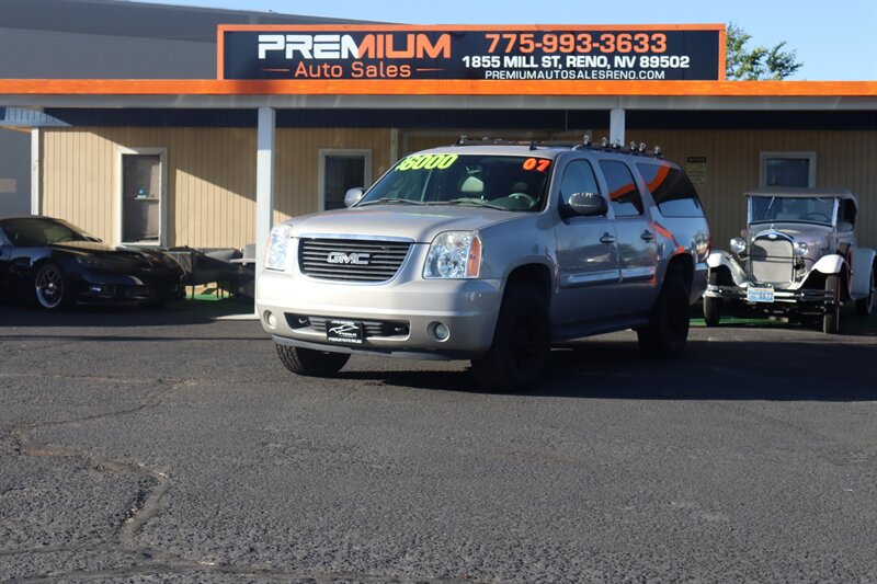 2007 GMC Yukon's photo