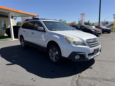 2013 Subaru Outback 2.5i Limited - Photo 2 - Reno, Nv, NV 89502