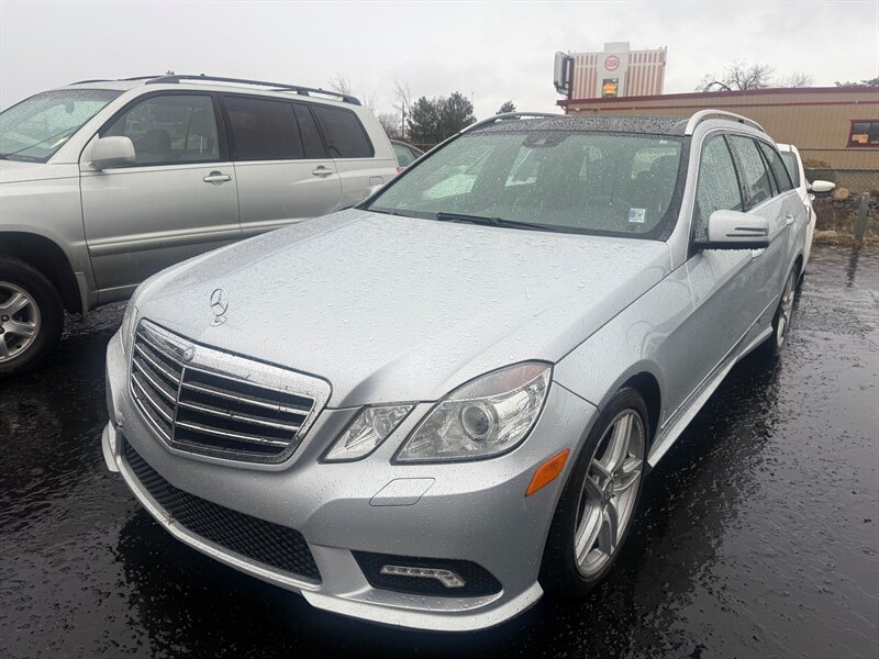 2011 Mercedes-Benz E-Class E350's photo