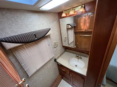 2005 Country Coach Allure 430 Alder Lake 400   - Photo 53 - Marana, AZ 85653