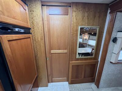 2005 Country Coach Allure 430 Alder Lake 400   - Photo 39 - Marana, AZ 85653