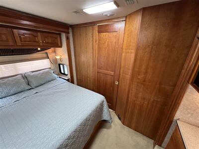 2005 Country Coach Allure 430 Alder Lake 400   - Photo 46 - Marana, AZ 85653