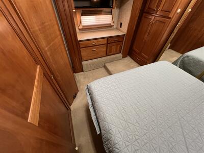 2005 Country Coach Allure 430 Alder Lake 400   - Photo 62 - Marana, AZ 85653