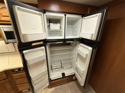 2007 Holiday Rambler Neptune 37PBD   - Photo 29 - Rillito, AZ 85654