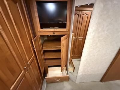 2007 Holiday Rambler Neptune 37PBD   - Photo 54 - Rillito, AZ 85654