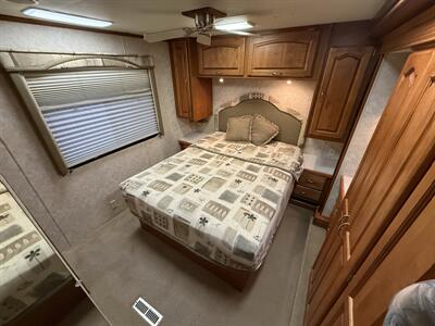 2007 Holiday Rambler Neptune 37PBD   - Photo 49 - Rillito, AZ 85654