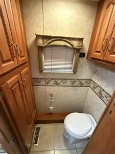2007 Holiday Rambler Neptune 37PBD   - Photo 38 - Rillito, AZ 85654