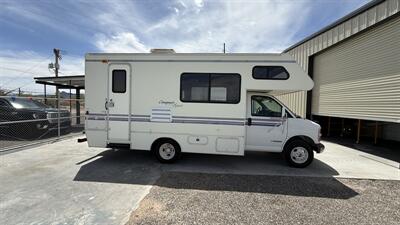 2000 Gulf Stream Conquest Sport 6211S - Photo 2 - Rillito, AZ 85654