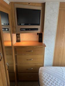 2005 Itasca Meridian 36G   - Photo 12 - Rillito, AZ 85654