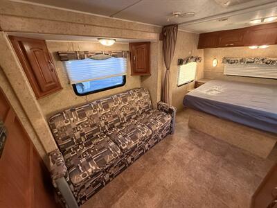 2011 Winnebago Harmony 21FBS - Photo 17 - Rillito, AZ 85654