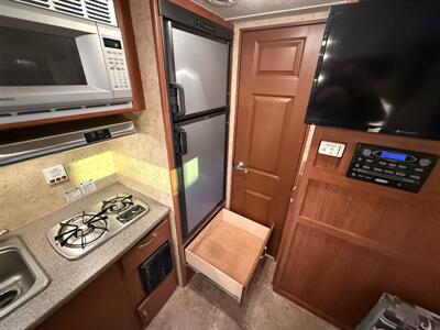2011 Winnebago Harmony 21FBS - Photo 36 - Rillito, AZ 85654