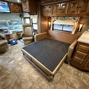 2013 Tiffin Allegro Red 34QFA   - Photo 33 - Marana, AZ 85653